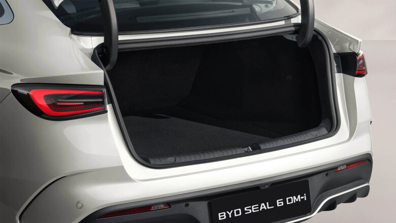 BYD Seal 6 1.5 DM-i Boost 4dr e-CVT Saloon